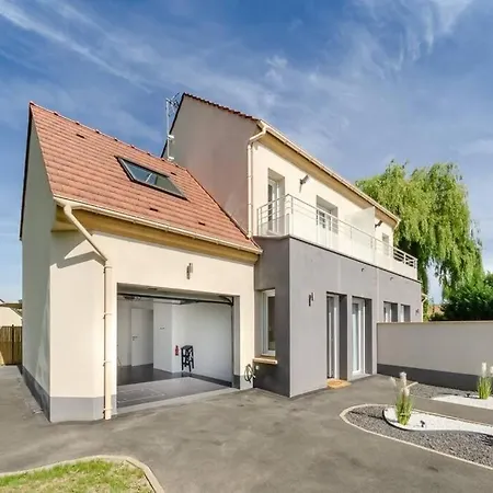New York House * Villejust